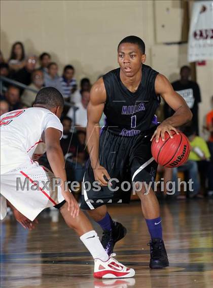 Thumbnail 2 in Miller Grove vs Riverside Academy  (City of Palms Classic) photogallery.