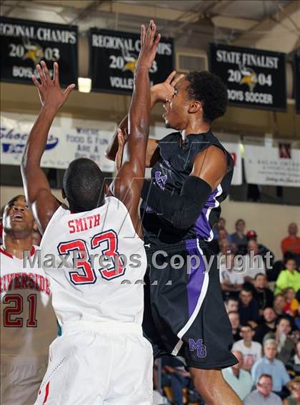 Thumbnail 1 in Miller Grove vs Riverside Academy  (City of Palms Classic) photogallery.