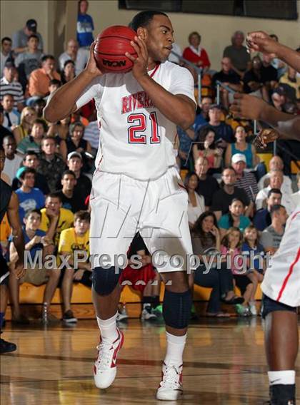 Thumbnail 3 in Miller Grove vs Riverside Academy  (City of Palms Classic) photogallery.