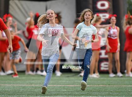 Thumbnail 2 in Lorena vs. Franklin photogallery.