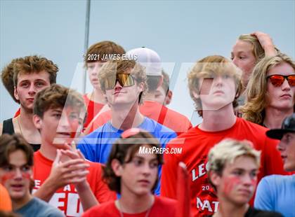 Thumbnail 3 in Lorena vs. Franklin photogallery.