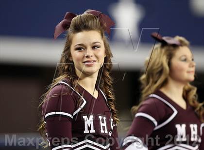 Thumbnail 3 in Munday vs. Tenaha (UIL 1A Division 2 Final) photogallery.