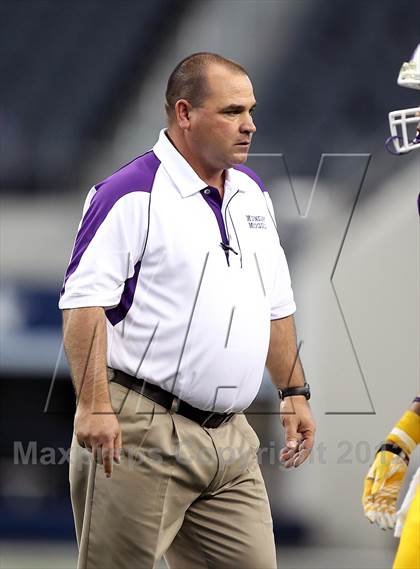 Thumbnail 1 in Munday vs. Tenaha (UIL 1A Division 2 Final) photogallery.