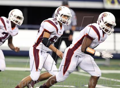 Thumbnail 1 in Munday vs. Tenaha (UIL 1A Division 2 Final) photogallery.