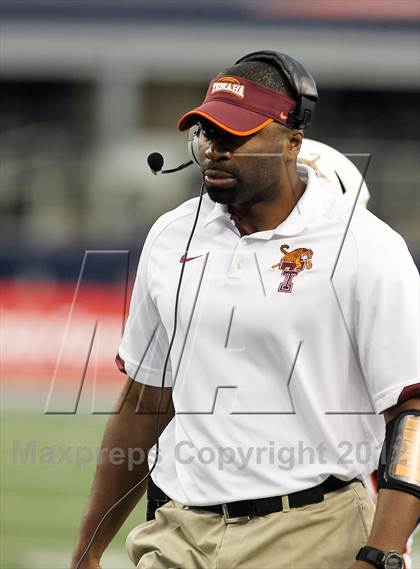 Thumbnail 2 in Munday vs. Tenaha (UIL 1A Division 2 Final) photogallery.