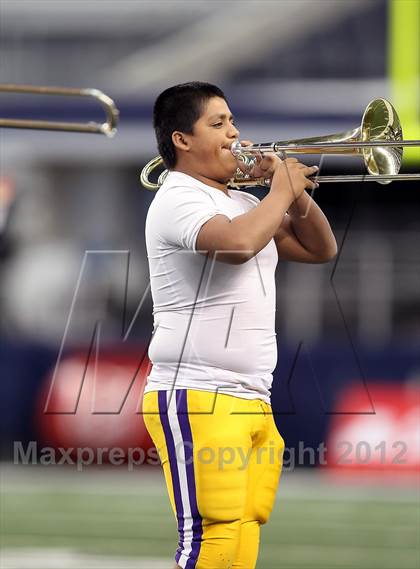 Thumbnail 3 in Munday vs. Tenaha (UIL 1A Division 2 Final) photogallery.
