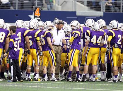 Thumbnail 2 in Munday vs. Tenaha (UIL 1A Division 2 Final) photogallery.