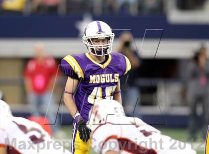 Thumbnail 1 in Munday vs. Tenaha (UIL 1A Division 2 Final) photogallery.