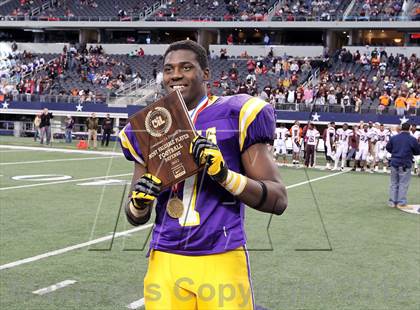 Thumbnail 2 in Munday vs. Tenaha (UIL 1A Division 2 Final) photogallery.