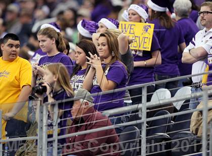 Thumbnail 2 in Munday vs. Tenaha (UIL 1A Division 2 Final) photogallery.