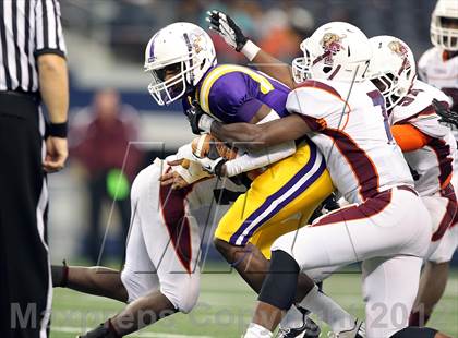 Thumbnail 1 in Munday vs. Tenaha (UIL 1A Division 2 Final) photogallery.