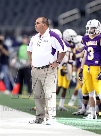 Thumbnail 2 in Munday vs. Tenaha (UIL 1A Division 2 Final) photogallery.