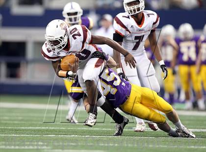 Thumbnail 2 in Munday vs. Tenaha (UIL 1A Division 2 Final) photogallery.