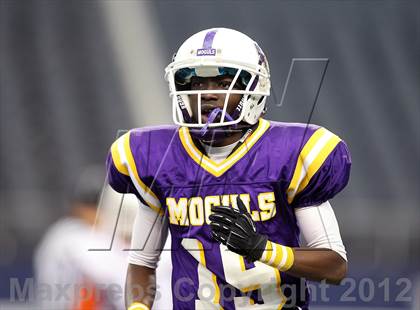 Thumbnail 1 in Munday vs. Tenaha (UIL 1A Division 2 Final) photogallery.