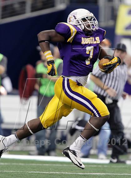 Thumbnail 1 in Munday vs. Tenaha (UIL 1A Division 2 Final) photogallery.