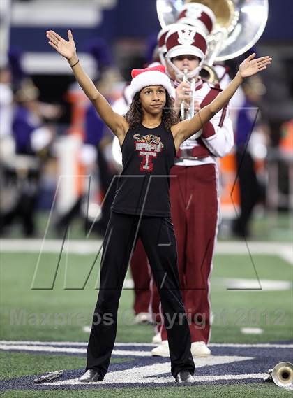 Thumbnail 1 in Munday vs. Tenaha (UIL 1A Division 2 Final) photogallery.