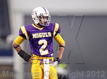 Thumbnail 3 in Munday vs. Tenaha (UIL 1A Division 2 Final) photogallery.