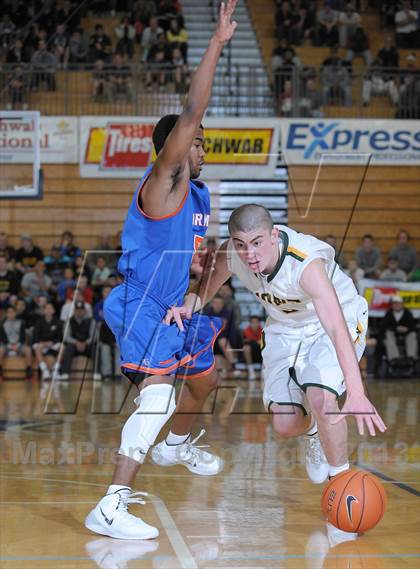Thumbnail 3 in Bishop Gorman vs. West Linn (Les Schwab Invitational) photogallery.