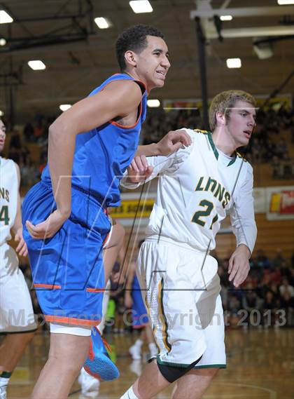 Thumbnail 1 in Bishop Gorman vs. West Linn (Les Schwab Invitational) photogallery.