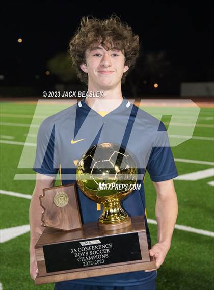 Thumbnail 1 in Phoenix Country Day vs. Northwest Christian (AIA 3A Final Awards) photogallery.