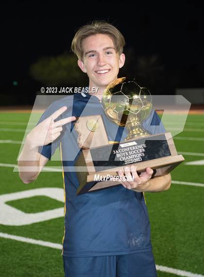 Thumbnail 3 in Phoenix Country Day vs. Northwest Christian (AIA 3A Final Awards) photogallery.