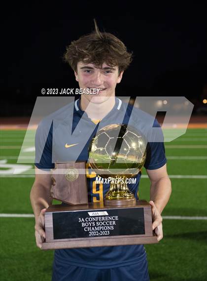 Thumbnail 2 in Phoenix Country Day vs. Northwest Christian (AIA 3A Final Awards) photogallery.