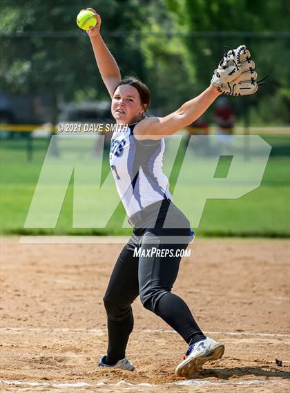 Thumbnail 1 in West Liberty vs North Scott (Rick Doran Classic) photogallery.