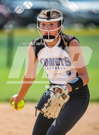 Thumbnail 2 in West Liberty vs North Scott (Rick Doran Classic) photogallery.