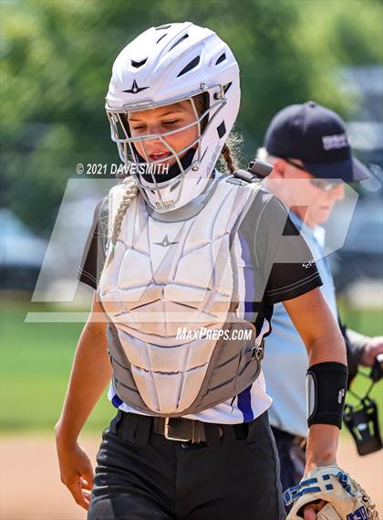 Thumbnail 1 in West Liberty vs North Scott (Rick Doran Classic) photogallery.