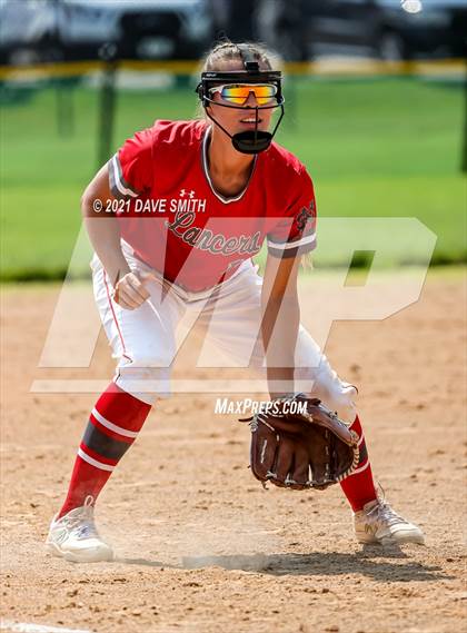 Thumbnail 1 in West Liberty vs North Scott (Rick Doran Classic) photogallery.