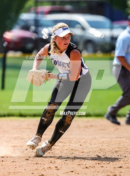 Thumbnail 3 in West Liberty vs North Scott (Rick Doran Classic) photogallery.