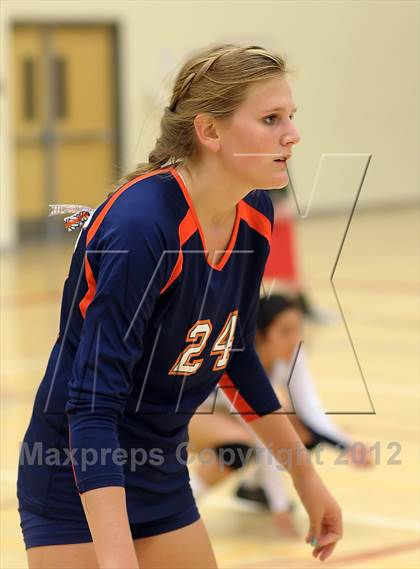 Thumbnail 3 in Cosumnes Oaks @ River City photogallery.