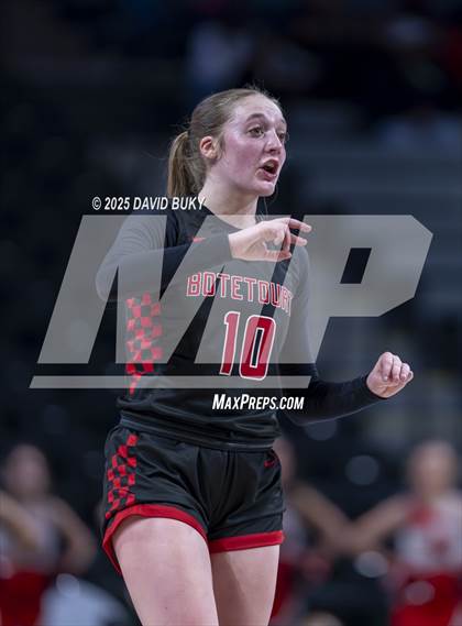 Thumbnail 3 in Lord Botetourt vs. James Monroe (VHSL Class 3 State-Final) photogallery.