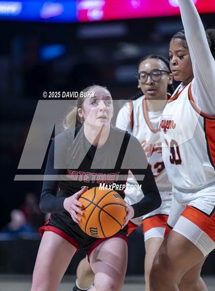 Thumbnail 2 in Lord Botetourt vs. James Monroe (VHSL Class 3 State-Final) photogallery.