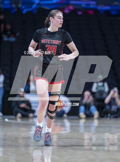 Thumbnail 1 in Lord Botetourt vs. James Monroe (VHSL Class 3 State-Final) photogallery.
