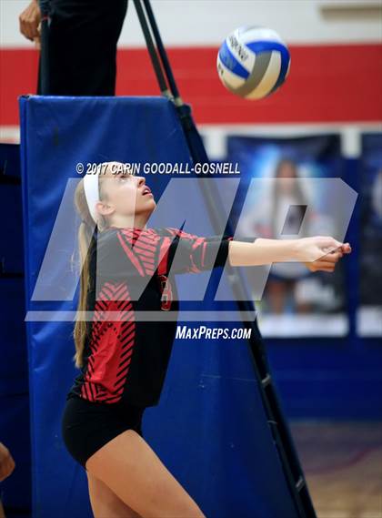 Thumbnail 2 in Jacksonville vs. Swansboro photogallery.
