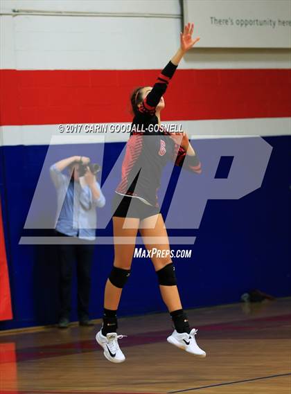 Thumbnail 2 in Jacksonville vs. Swansboro photogallery.