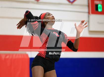 Thumbnail 1 in Jacksonville vs. Swansboro photogallery.