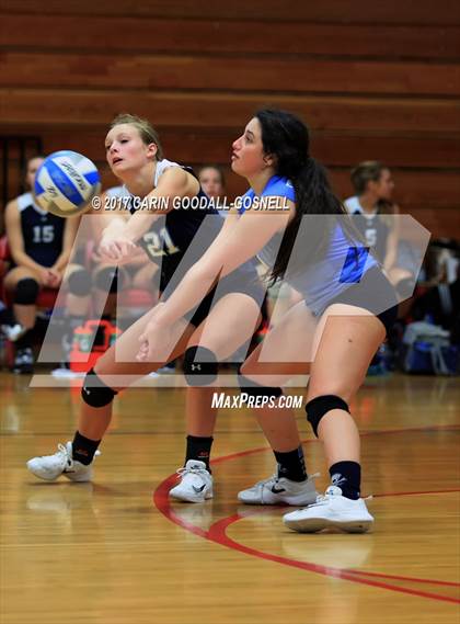 Thumbnail 2 in Jacksonville vs. Swansboro photogallery.