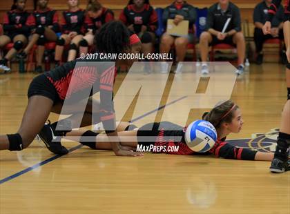 Thumbnail 3 in Jacksonville vs. Swansboro photogallery.