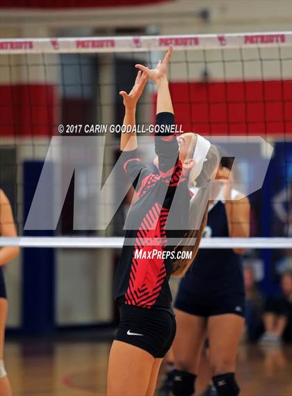Thumbnail 2 in Jacksonville vs. Swansboro photogallery.