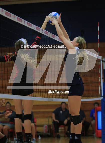 Thumbnail 2 in Jacksonville vs. Swansboro photogallery.