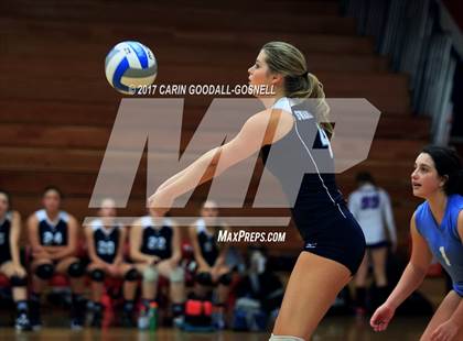 Thumbnail 2 in Jacksonville vs. Swansboro photogallery.