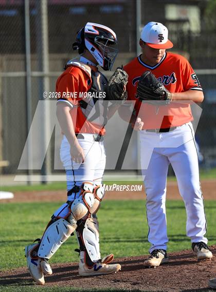 Thumbnail 2 in Walnut vs South Pasadena photogallery.