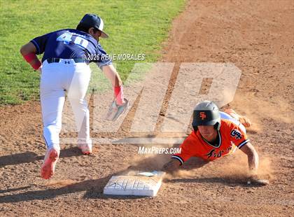 Thumbnail 1 in Walnut vs South Pasadena photogallery.