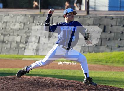 Thumbnail 1 in Walnut vs South Pasadena photogallery.