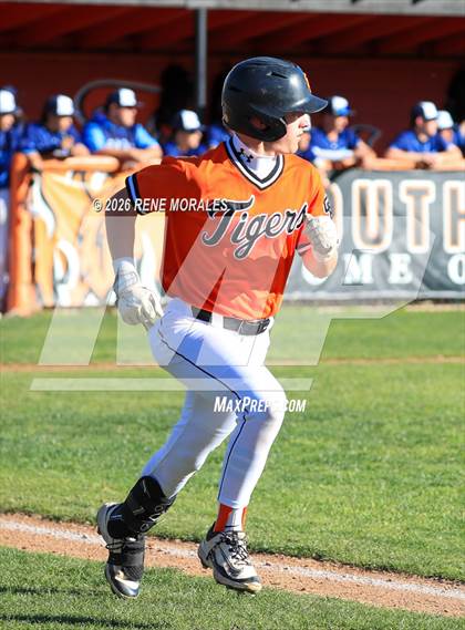 Thumbnail 3 in Walnut vs South Pasadena photogallery.