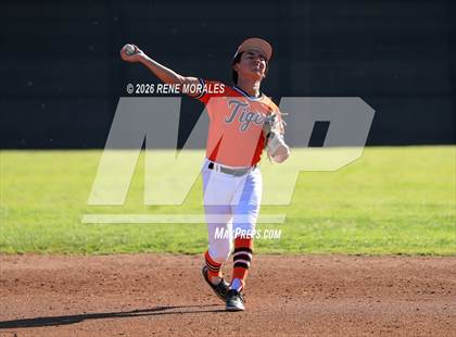 Thumbnail 2 in Walnut vs South Pasadena photogallery.