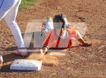 Thumbnail 2 in Walnut vs South Pasadena photogallery.