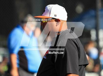 Thumbnail 1 in Walnut vs South Pasadena photogallery.